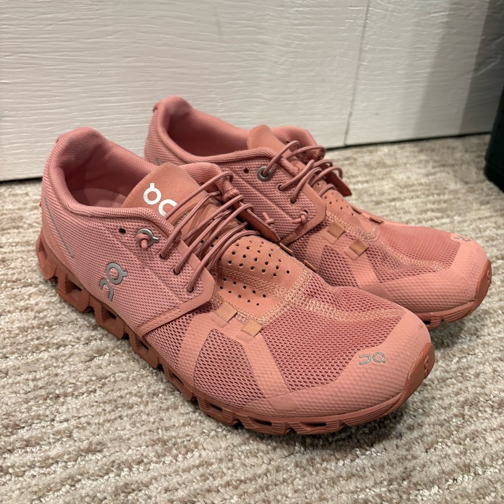 On Running Women’s Cloudnova Sneakers — Dusty Rose